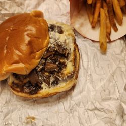 Wendy's - Mushroom cheeseburger