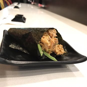 Ezze Sushi - Geisha hand roll (spicy blue crab and avocado) was DELICIOUS - Sushi Bars Near Me - Glendora, California Ezze Sushi - Geisha hand roll (spicy blue crab and avocado) was DELICIOUS - Sushi Bars Near Me - Glendora, California