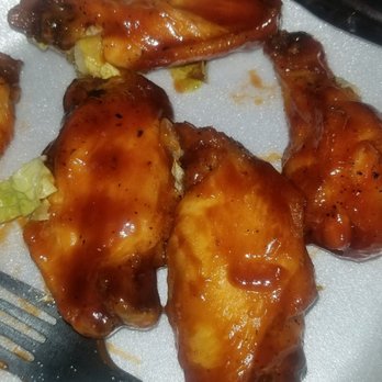 Rosa's Pizza - BBQ WINGS...outrageous taste. No MORE BQE to Queens...unless I'm out there, love 69th street Rosa's too - Pizza Near Me - Brooklyn, New York Rosa's Pizza - BBQ WINGS...outrageous taste. No MORE BQE to Queens...unless I'm out there, love 69th street Rosa's too - Pizza Near Me - Brooklyn, New York