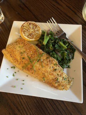 The Everett Hotel by null