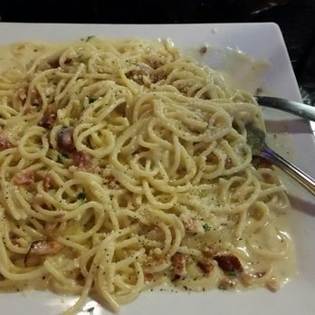 Bella Luna Restaurant and Pizza - Lots of pasta scare on anything else, if you are a white flour pasta lover and are not diabetic or prediabetic you might like this place. - Italian Near Me - Melbourne, Florida