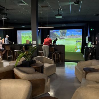 Pars and Brews Golf Lounge - Golf Near Me - Kapolei, Hawaii Pars and Brews Golf Lounge - Golf Near Me - Kapolei, Hawaii