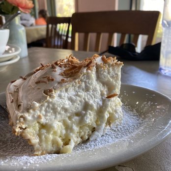 Farmhouse Cafe - American Near Me - Huntsville, Texas