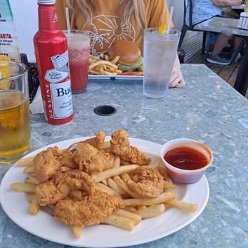 Boardwalk Cafe & Pub - Chicken and fries Teriyaki chicken sandwich Frozen strawberry daiquiri Budweiser - Seafood Near Me - Hampton, New Hampshire Boardwalk Cafe & Pub - Chicken and fries Teriyaki chicken sandwich Frozen strawberry daiquiri Budweiser - Seafood Near Me - Hampton, New Hampshire