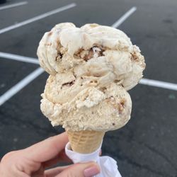 Peanut snickers & praline