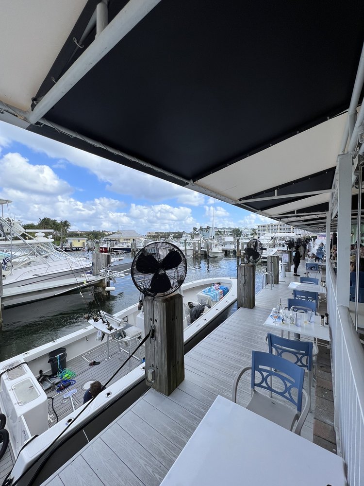 The Nauti Dawg Marina Cafe