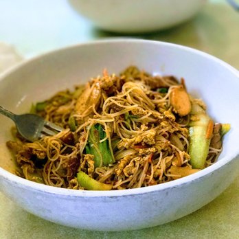 Noodle - Chicken curry noodle  dish - Noodles Near Me - College Park, Georgia