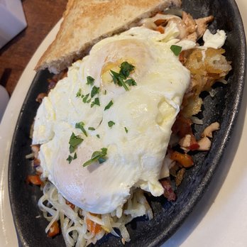 Hatch'd - The cardinal skilletz - Breakfast & Brunch Near Me - St. Louis, Missouri Hatch'd - The cardinal skilletz - Breakfast & Brunch Near Me - St. Louis, Missouri