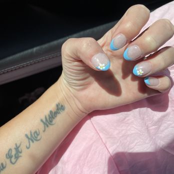 KC Nails & Spa - Nail Salons Near Me - Riverside, California