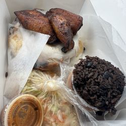 Pupusa’s on Wheels - 2 pupusa combo