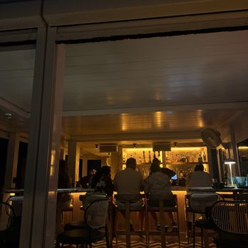 Nubé Rooftop - Outdoor Bar Seating - Lounges Near Me - Fort Lauderdale, Florida Nubé Rooftop - Outdoor Bar Seating - Lounges Near Me - Fort Lauderdale, Florida