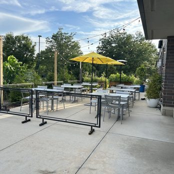 White Crane Retro Thai & Sushi - Outside - Thai Near Me - Naperville, Illinois White Crane Retro Thai & Sushi - Outside - Thai Near Me - Naperville, Illinois