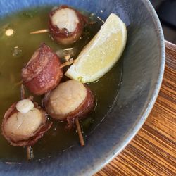 Pacific Belle Seafood - Bacon wrapped scallops