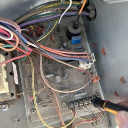 Picture of board prior to FEL Air replacement. Glad it's up and running now. Thx FEL Air! Picture of board prior to FEL Air replacement. Glad it's up and running now. Thx FEL Air!