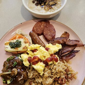 Cafe 410 - Round 2: oatmeal, bacon, Fried rice, scrambled eggs, Hamburger Steak... - American Near Me - Honolulu, Hawaii