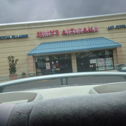 Remembered to Yelp, just as I was ready to pull off..