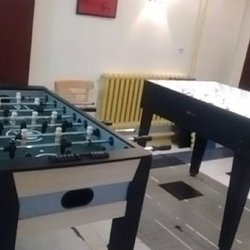 Café Platon - These game tables are in a really beautiful condition, as if brand new. Not sure if it's pay as you go or free, forgot to check