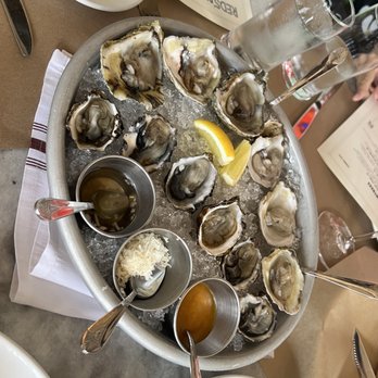 Reds' Bistro - New American Near Me - Loomis, California