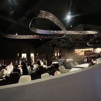 Array 36 - Elegant decor - Chinese Near Me - San Gabriel, California