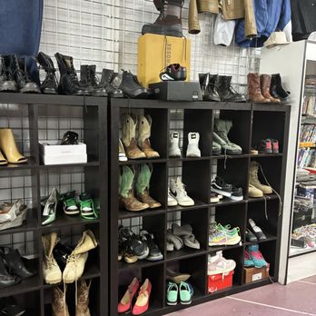 The Blues - I appreciate the organization! - Antiques Near Me - Redlands, California
