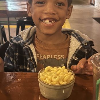 14 Parishes - Algiers Point - Mac and Cheese - Caribbean Near Me - New Orleans, Louisiana 14 Parishes - Algiers Point - Mac and Cheese - Caribbean Near Me - New Orleans, Louisiana