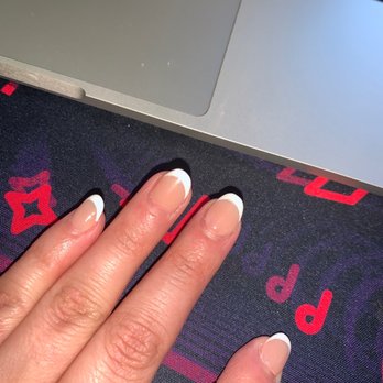 Happy Nails - The nail on my ring finger was cut way more straight on the edge, then the rest of them - Nail Salons Near Me - Redwood City, California