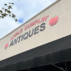 Apple Dumplin Antiques & Collectibles