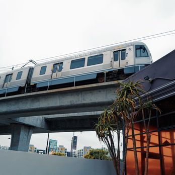 Café Tondo - Passing train above - Cafes Near Me - Los Angeles, California