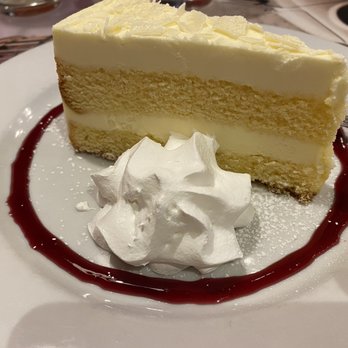 Piazza Mia - Limoncello Mascarpone Cake - Italian Near Me - Dover, Delaware