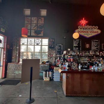 Donnie Vegas - the inside of a liquor shop - Dive Bars Near Me - Portland, Oregon Donnie Vegas - the inside of a liquor shop - Dive Bars Near Me - Portland, Oregon
