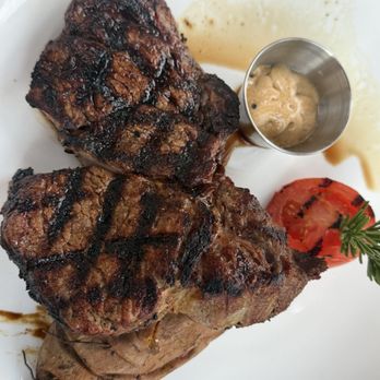 Chillinghams Steak - Steakhouses Near Me - Westerly, Rhode Island