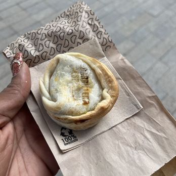 Malvón - Empanadas Near Me - Seville, SE