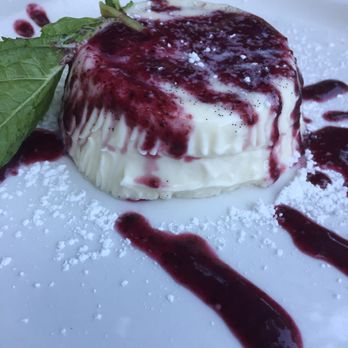 Doppio Zero Mountain View - Panna Cotta - legit - Pizza Near Me - Mountain View, California