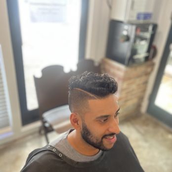 Clayton’s Barbershop - Barbers Near Me - Austin, Texas Clayton’s Barbershop - Barbers Near Me - Austin, Texas