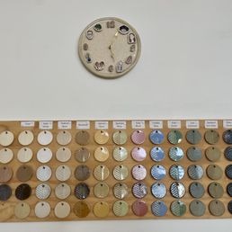 Color options and the cutest clock Color options and the cutest clock