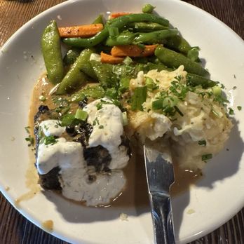 Granite House Lounge - Braised short rib dinner - Southern Near Me - Fredericksburg, Texas Granite House Lounge - Braised short rib dinner - Southern Near Me - Fredericksburg, Texas
