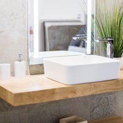 DAX - Hialeah - Floating vanity with vessel