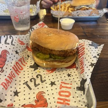 Tumble 22 - Southern Chicken Sandwich - Chicken Shop Near Me - Houston, Texas Tumble 22 - Southern Chicken Sandwich - Chicken Shop Near Me - Houston, Texas