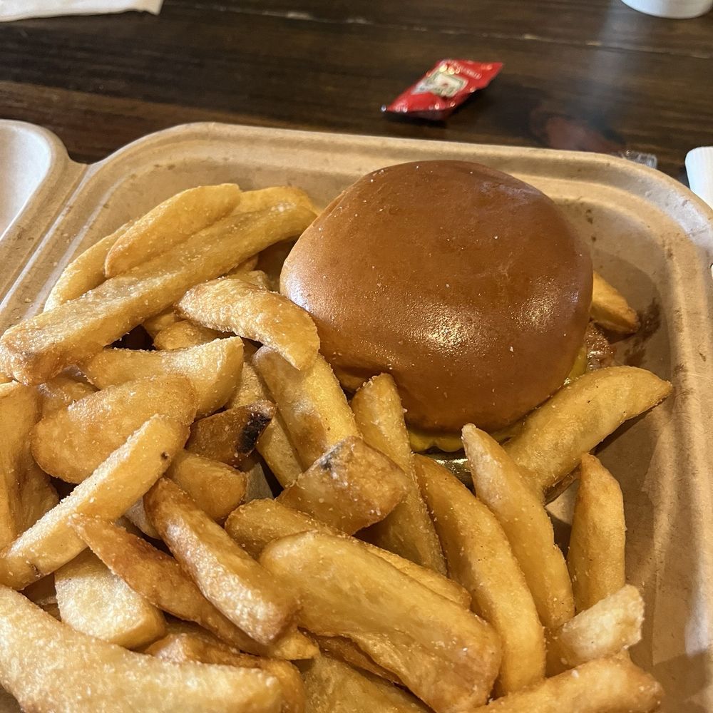 Boudicca’s Celtic Pub - Boudicca burger - Irish Pub Near Me - Gatlinburg, Tennessee Boudicca’s Celtic Pub - Boudicca burger - Irish Pub Near Me - Gatlinburg, Tennessee