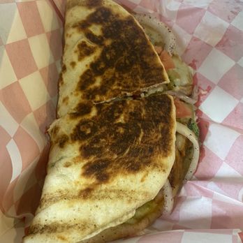 Gunash’s Mediterranean Cusine - Chicken sandwich - Mediterranean Near Me - Dayton, Ohio Gunash’s Mediterranean Cusine - Chicken sandwich - Mediterranean Near Me - Dayton, Ohio