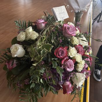 Beaumont Flowers - Full of Life bouquet - Florists Near Me - Beaumont, California