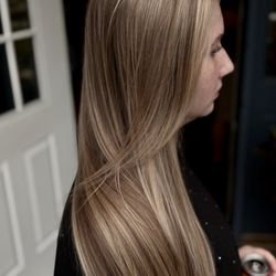 Amber Helmbrecht - Master Colorist