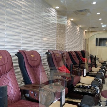 Luminous 2 Nails Spa - Nail Salons Near Me - Englewood, Ohio