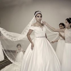 Victoria Grace Bridal, Boutique & Tuxedo - Glamorous!