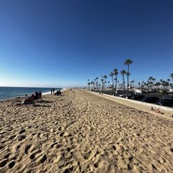 Balboa Beach Front - Blue skies
