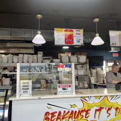 Wamy's Burgers and Beaks