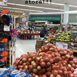 Goggin's Iga - Produce