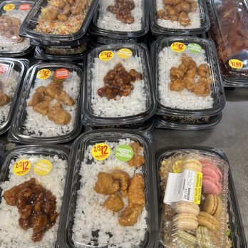 Mariano's - Heat and serve food has gone down. - Grocery Near Me - Gurnee, Illinois
