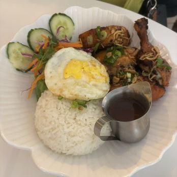 Dalat's Cafe - E1. Lemongrass Grilled Chicken Rice Plate (Com Ga Nuong) - Vietnamese Near Me - Louisville, Kentucky Dalat's Cafe - E1. Lemongrass Grilled Chicken Rice Plate (Com Ga Nuong) - Vietnamese Near Me - Louisville, Kentucky