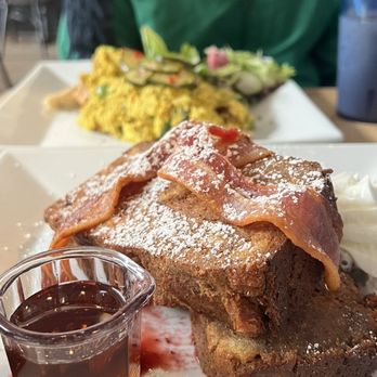 Winkel - Deep Fried French Toast with Bacon - Breakfast & Brunch Near Me - Philadelphia, Pennsylvania Winkel - Deep Fried French Toast with Bacon - Breakfast & Brunch Near Me - Philadelphia, Pennsylvania